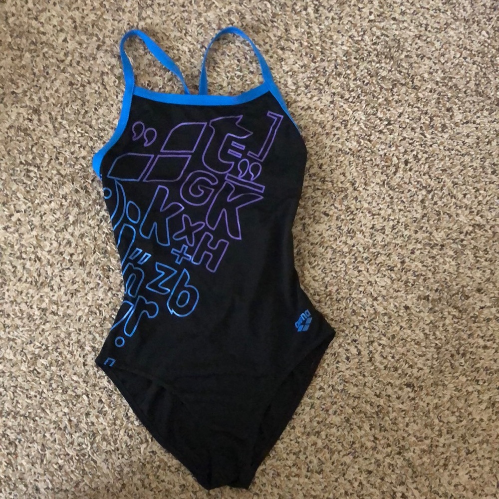 One piece swimsuit size 32
